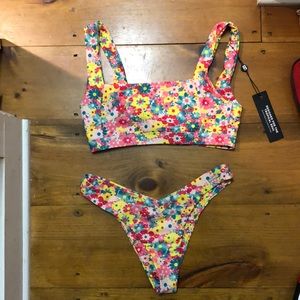 NWT Blackbough Bikini Set Size Small